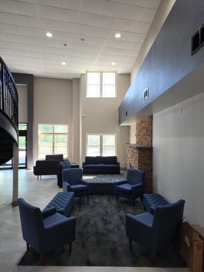 La Quinta Inn & Suites By Wyndham Lake George Kültér fotó