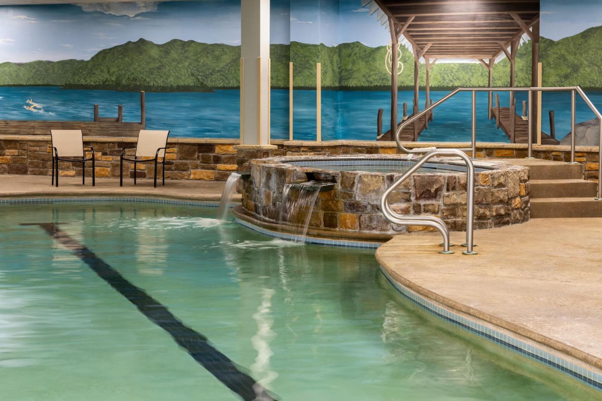 La Quinta Inn & Suites By Wyndham Lake George Kültér fotó