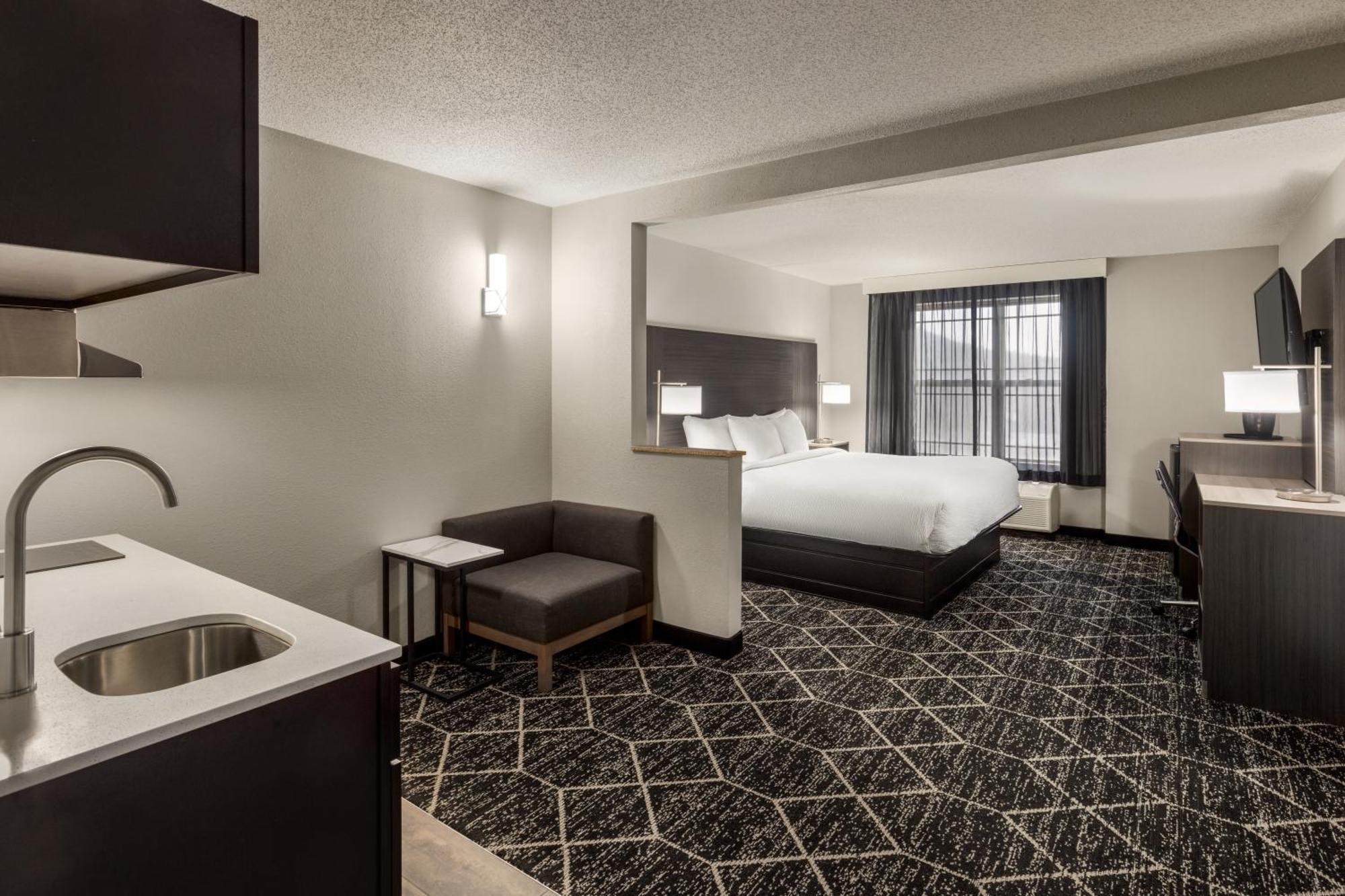 La Quinta Inn & Suites By Wyndham Lake George Kültér fotó