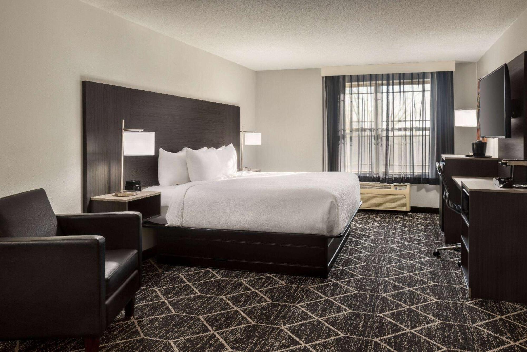 La Quinta Inn & Suites By Wyndham Lake George Kültér fotó