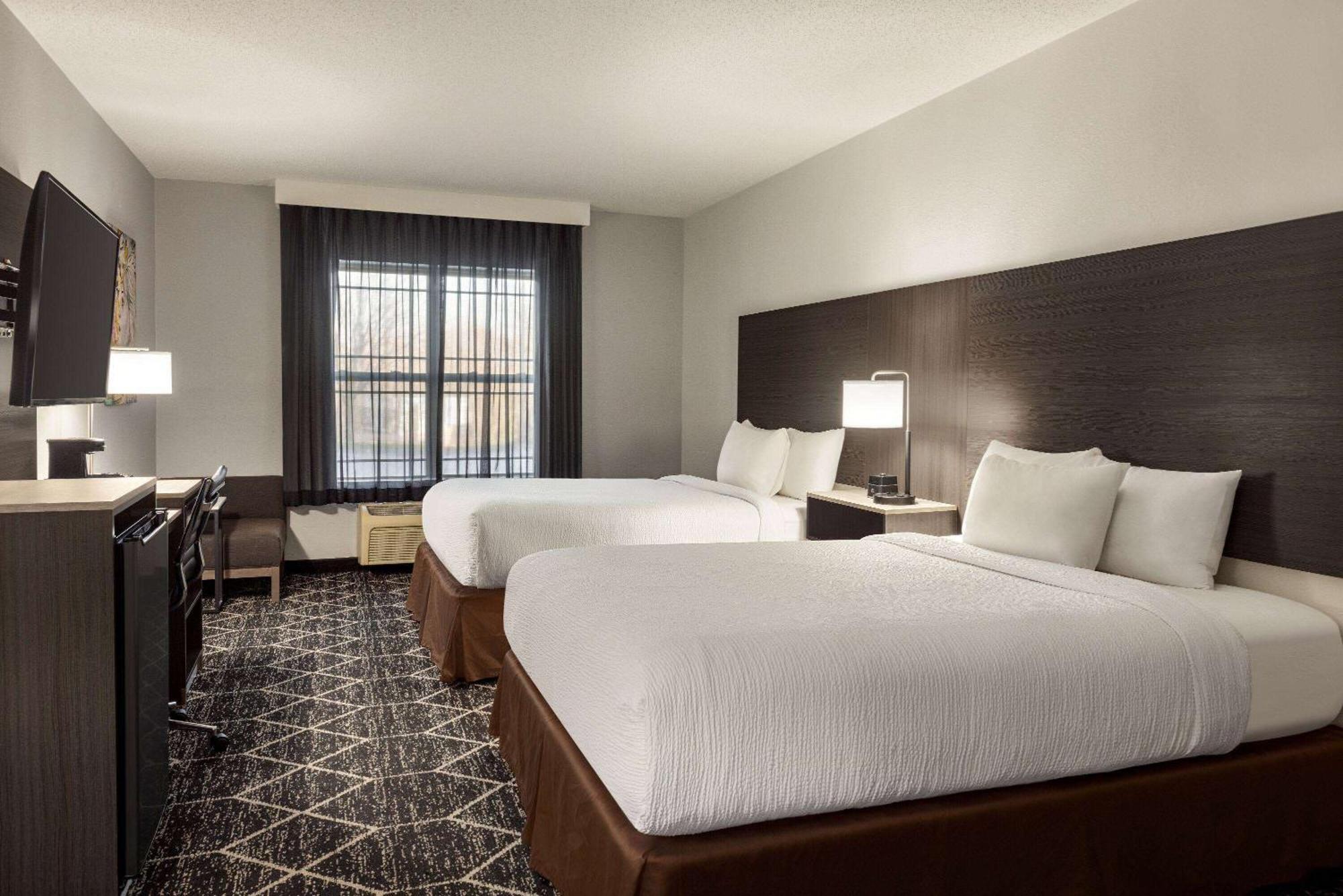 La Quinta Inn & Suites By Wyndham Lake George Kültér fotó